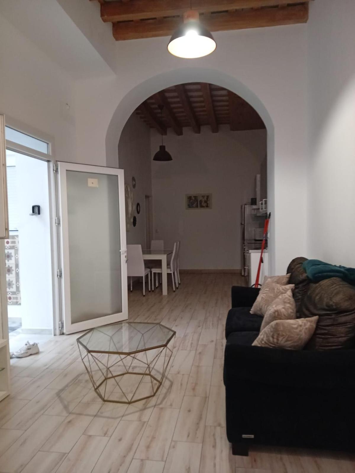 Apartamento Veedor 19 Dias Y Muchas Noches 카디스 외부 사진